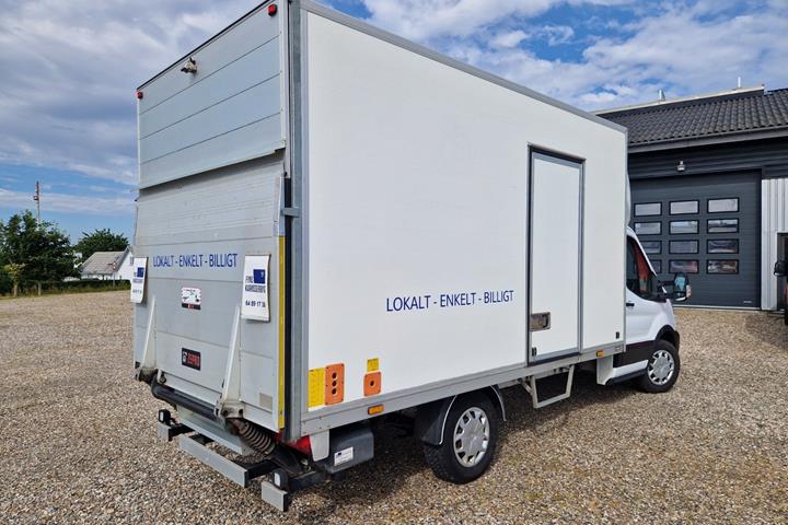 undefined Ford Transit 350 L4 Chassis fra 2022 set udefra
