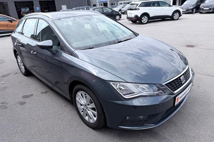 Blå Seat Leon fra 2020