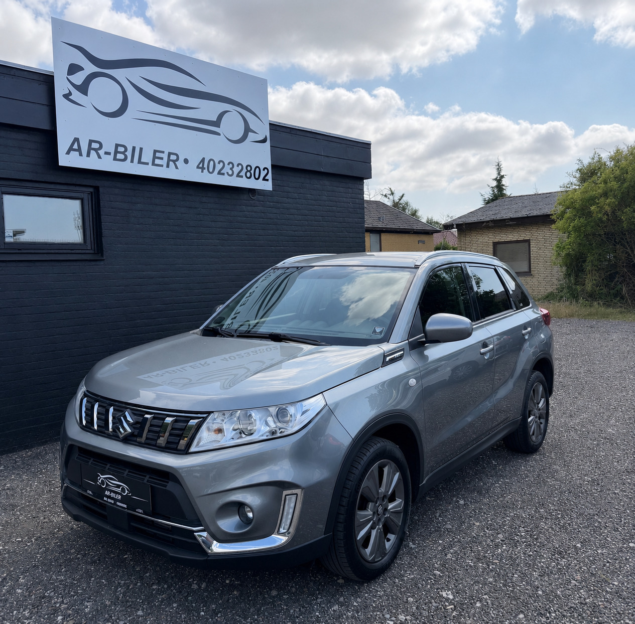 undefined Suzuki Vitara fra 2020 set udefra