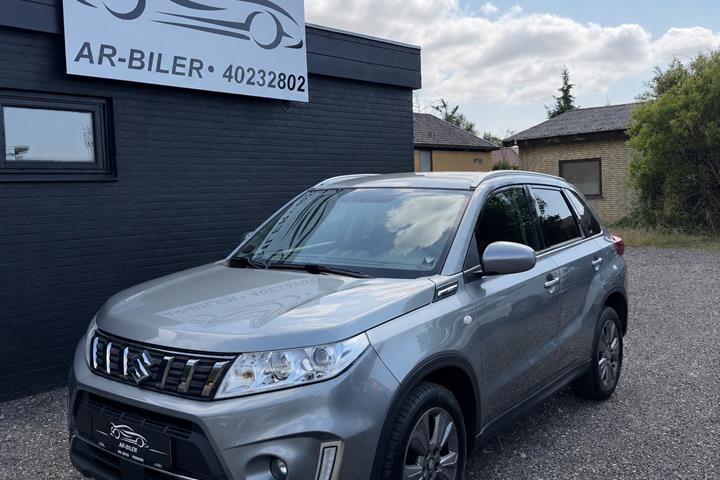undefined Suzuki Vitara fra 2020 set udefra
