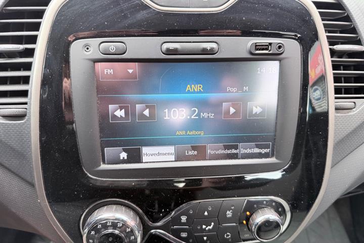 Blå Renault Captur fra 2014