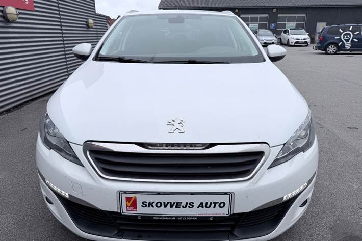 Hvid Peugeot 308 fra 2016