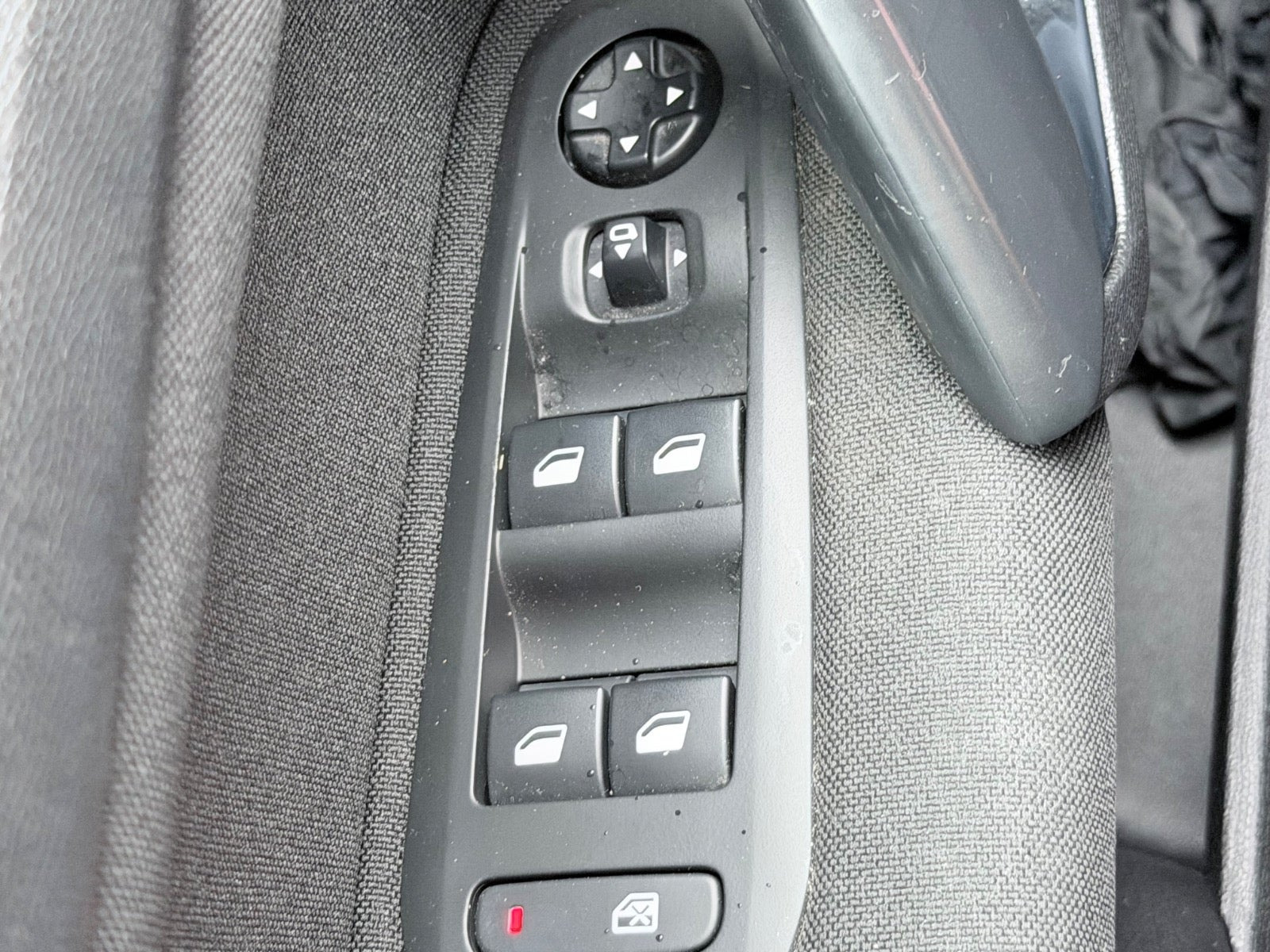Hvid Peugeot 308 fra 2016