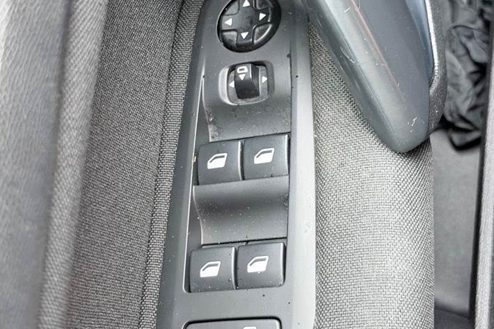 Hvid Peugeot 308 fra 2016