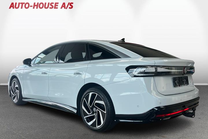 Hvid VW ID.7 fra 2025