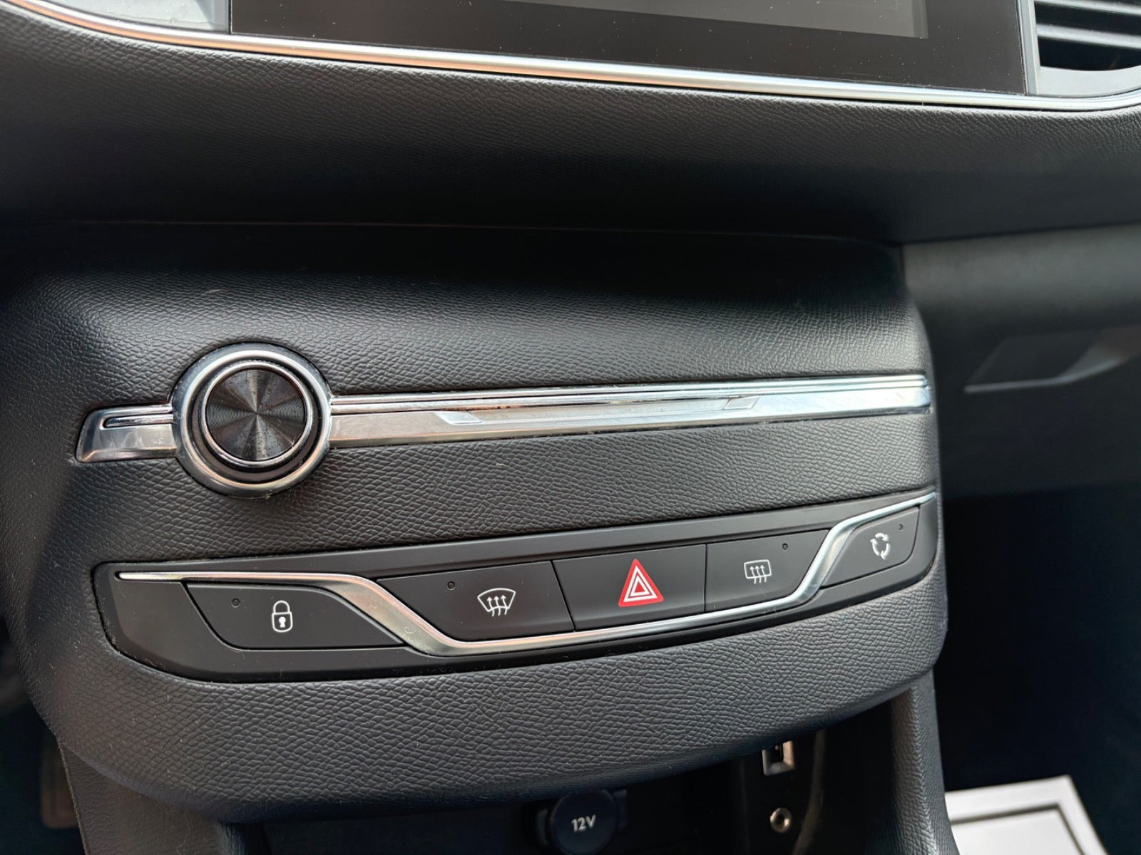 undefined Peugeot 308 fra 2015