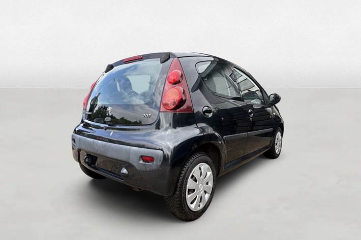 undefined Peugeot 107 fra 2014