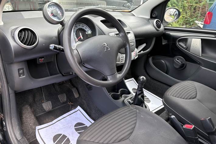 undefined Peugeot 107 fra 2014