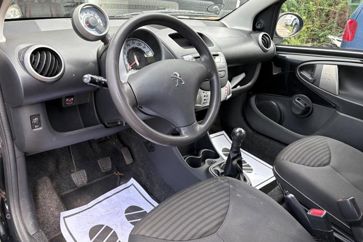 undefined Peugeot 107 fra 2014