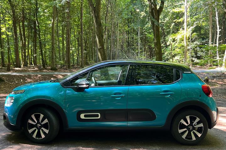 Blå Citroën C3 fra 2021