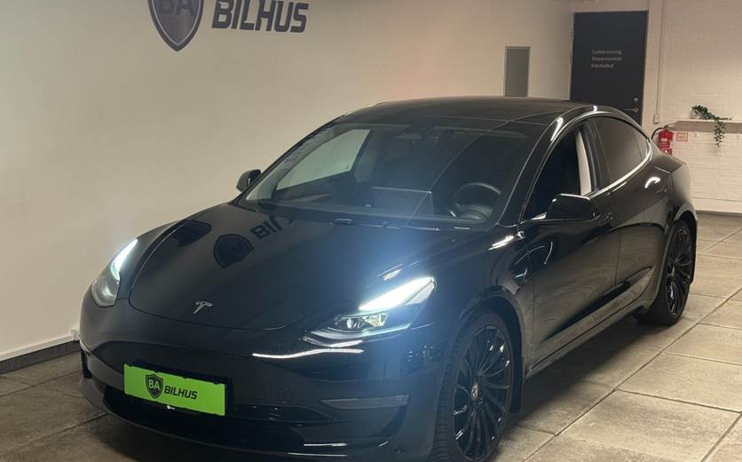 Tesla Model 3 Long Range AWD