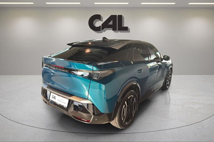Blå Peugeot e-3008 fra 2025