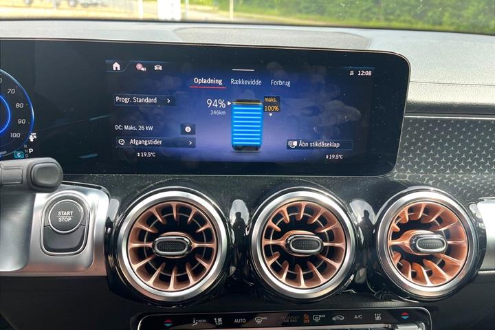 Sort Mercedes EQB250+ fra 2025