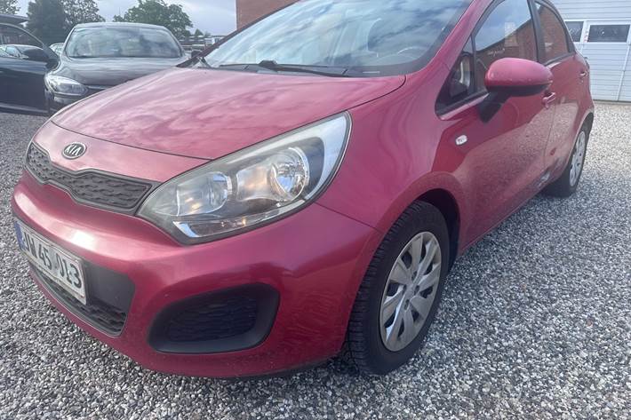 Bronze Kia Rio fra 2012