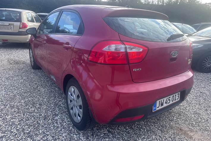 Bronze Kia Rio fra 2012