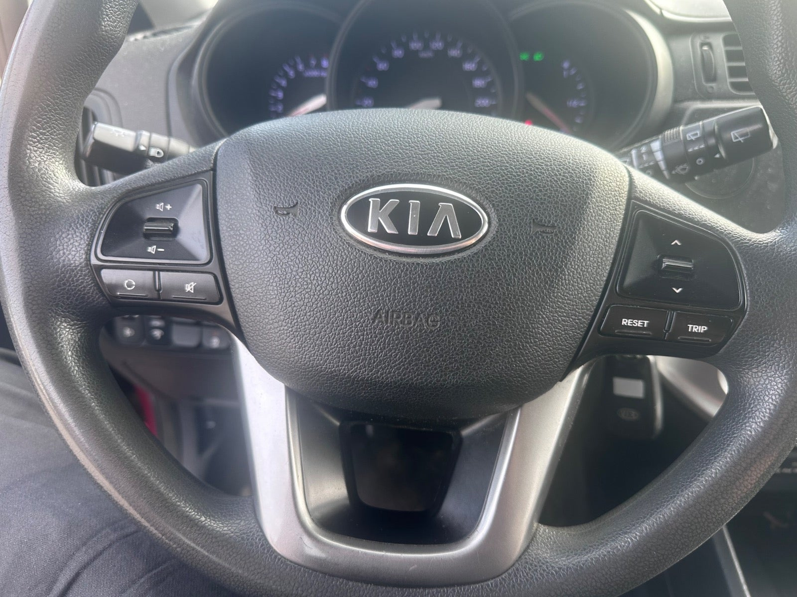 Bronze Kia Rio fra 2012