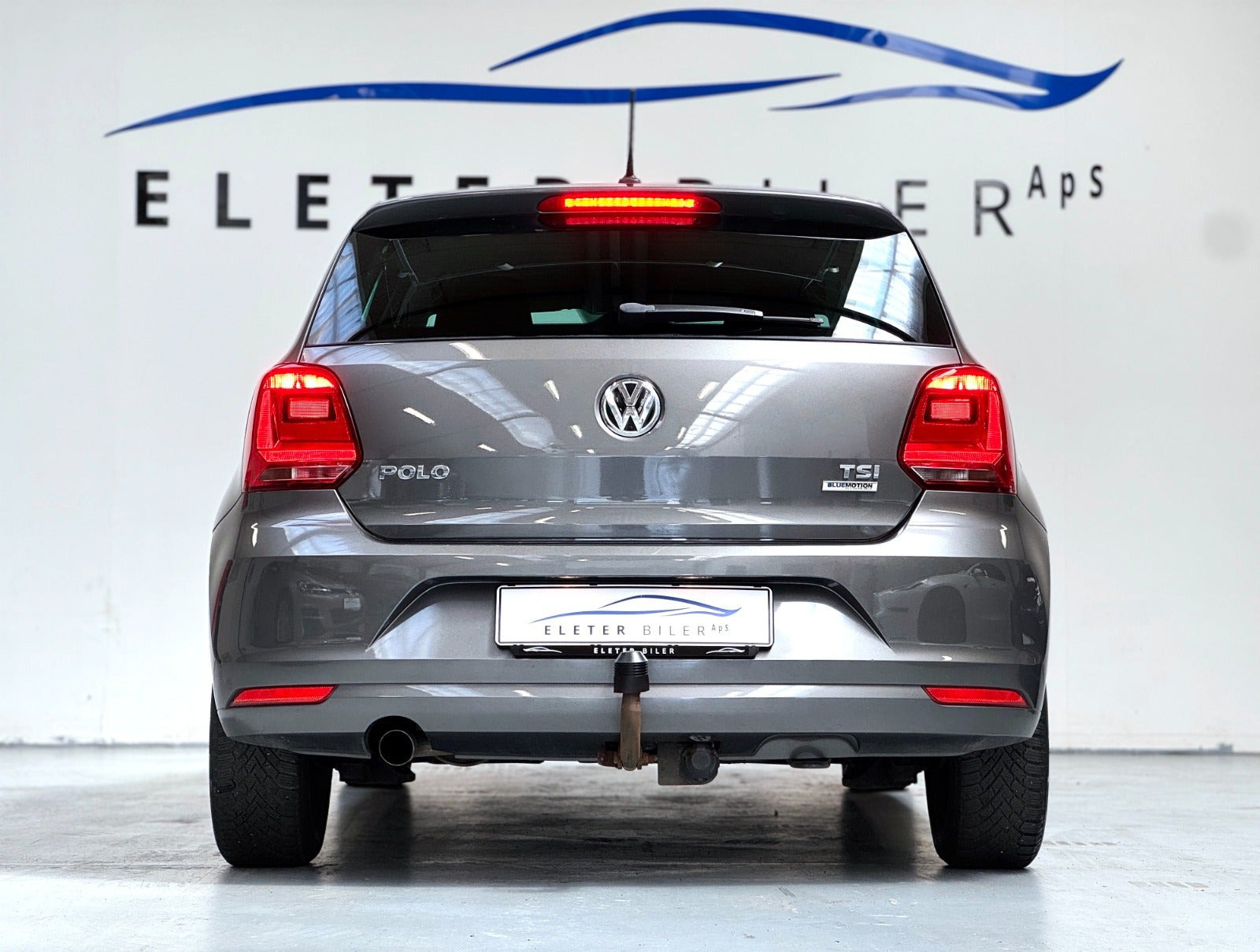 Grå VW Polo fra 2017