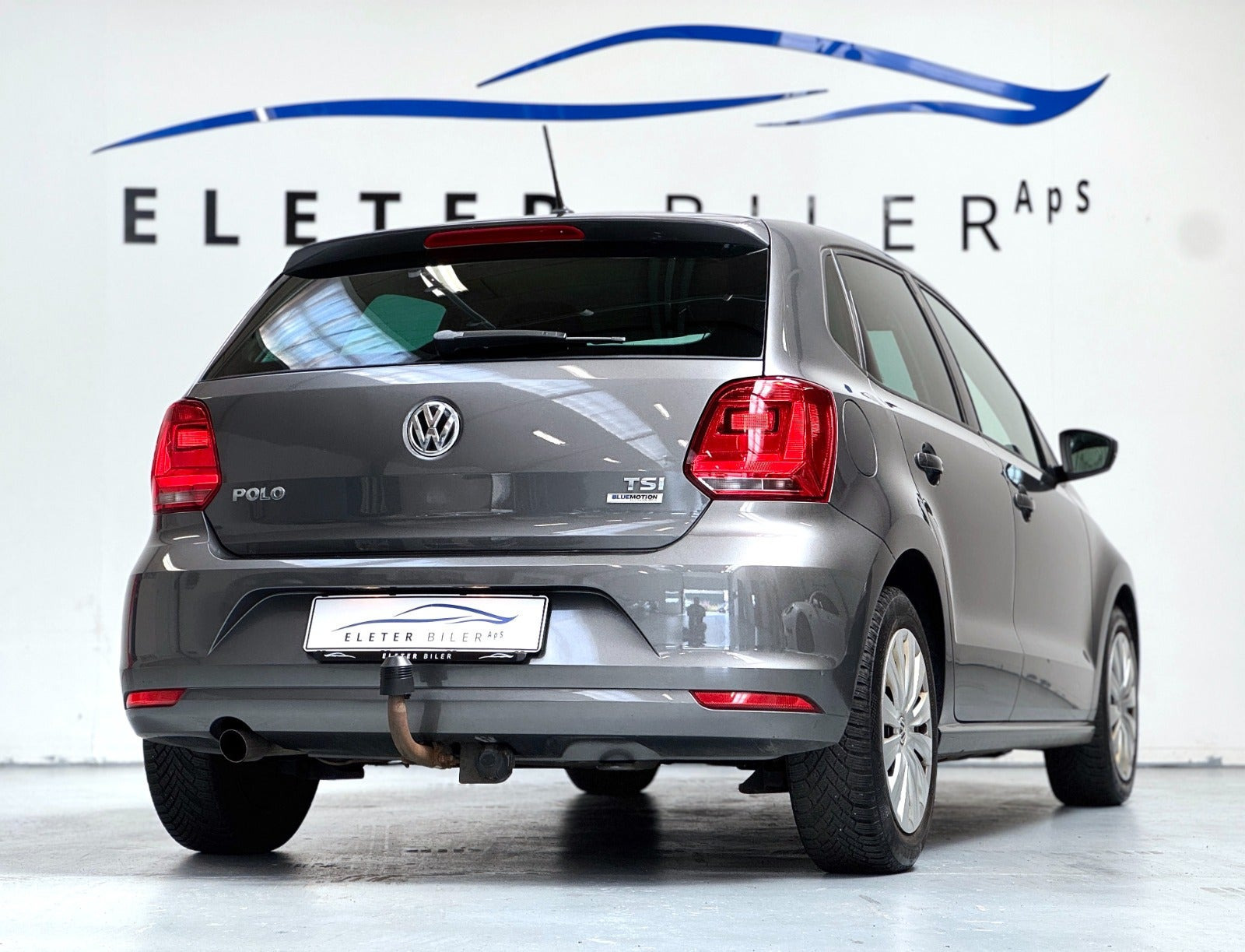 Grå VW Polo fra 2017