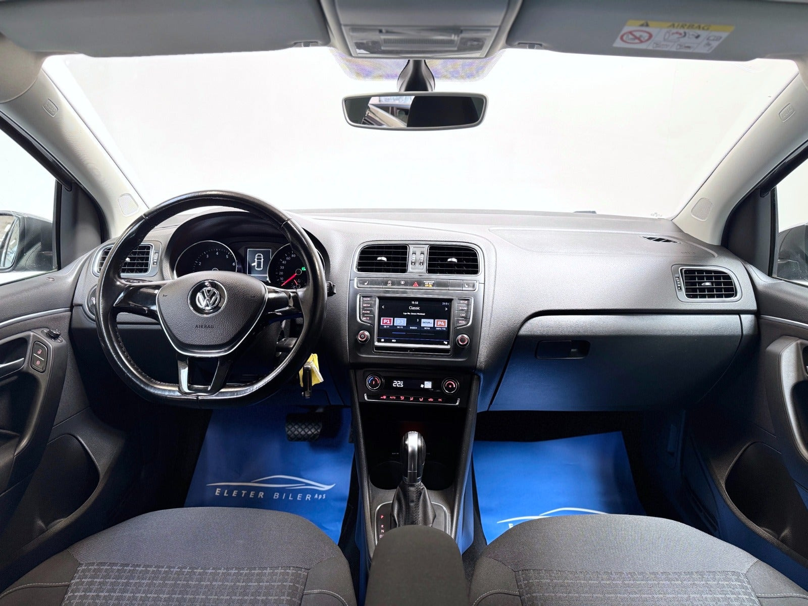 Grå VW Polo fra 2017