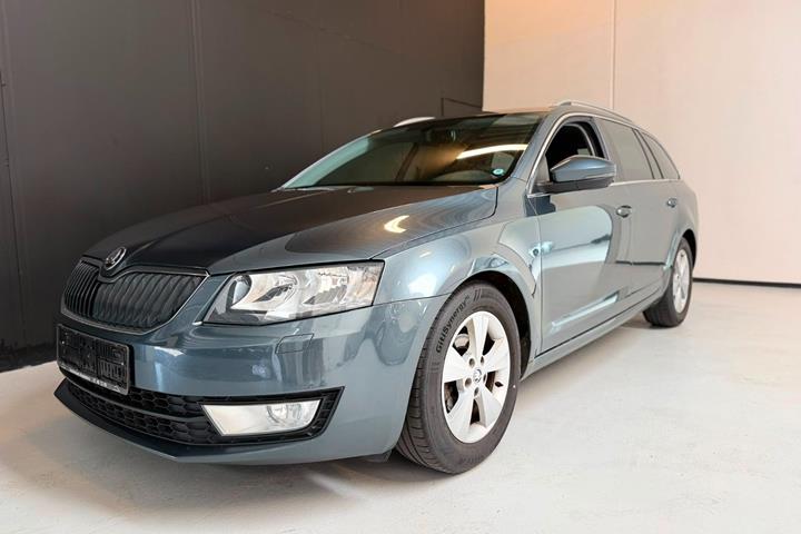 undefined Skoda Octavia fra 2015 set udefra