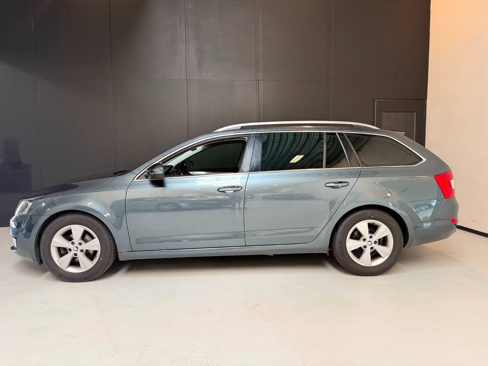 undefined Skoda Octavia fra 2015