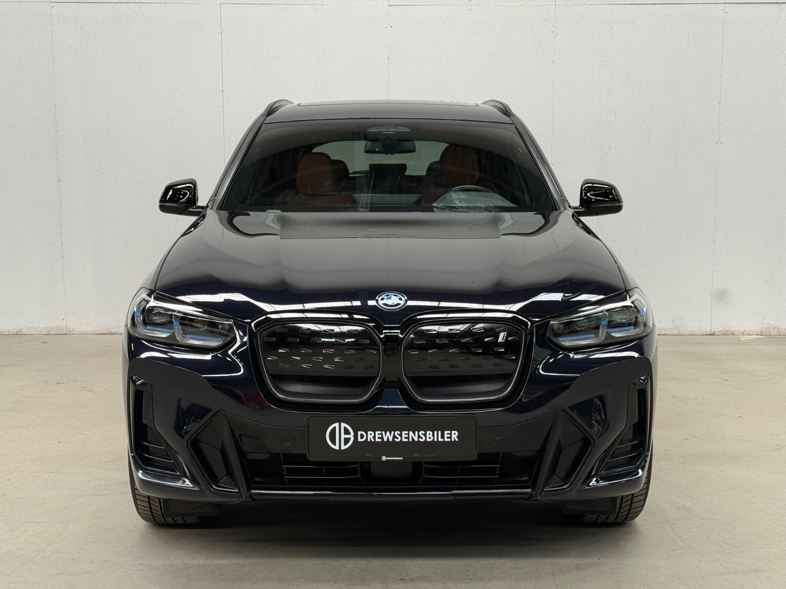 Sort BMW iX3 fra 2022