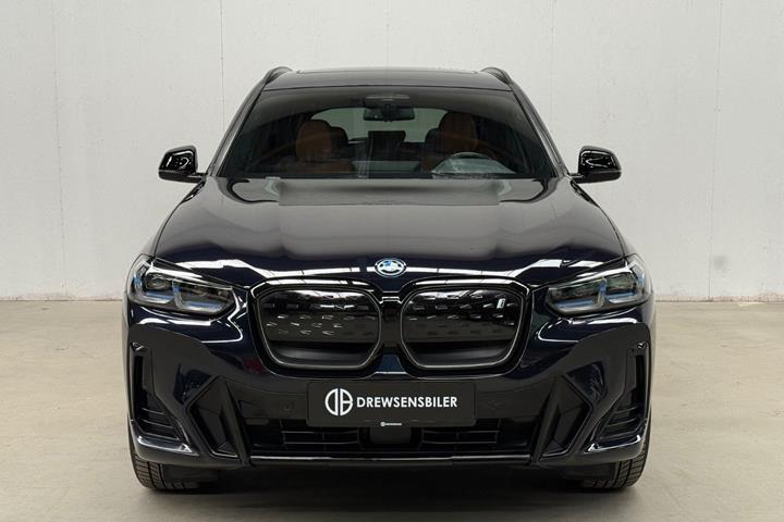 Sort BMW iX3 fra 2022