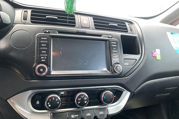 undefined Kia Rio fra 2013