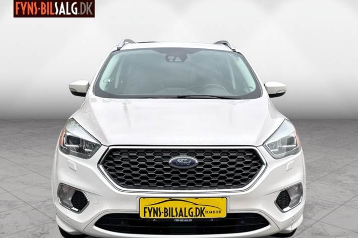 Hvid Ford Kuga fra 2017