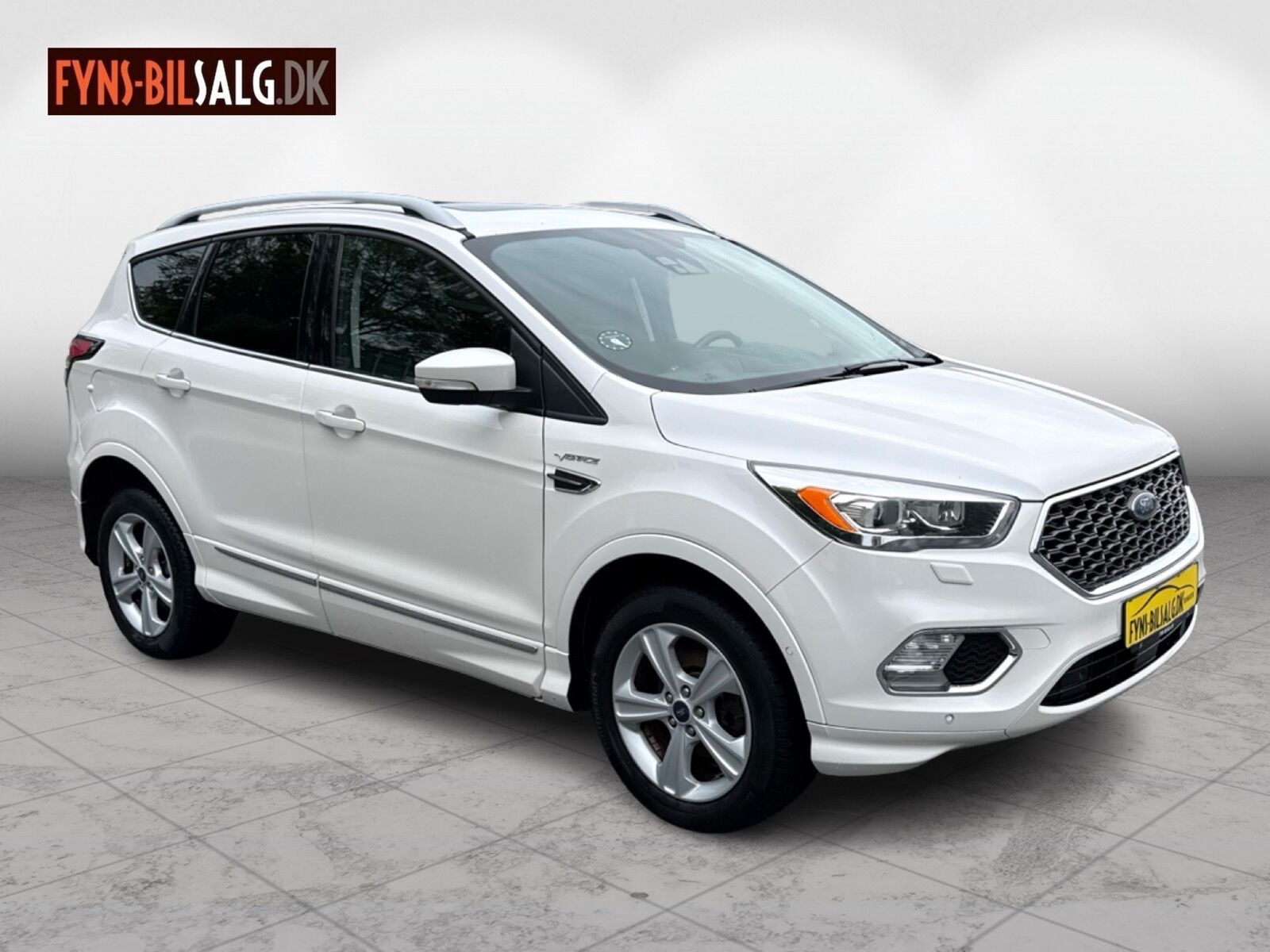 Hvid Ford Kuga fra 2017