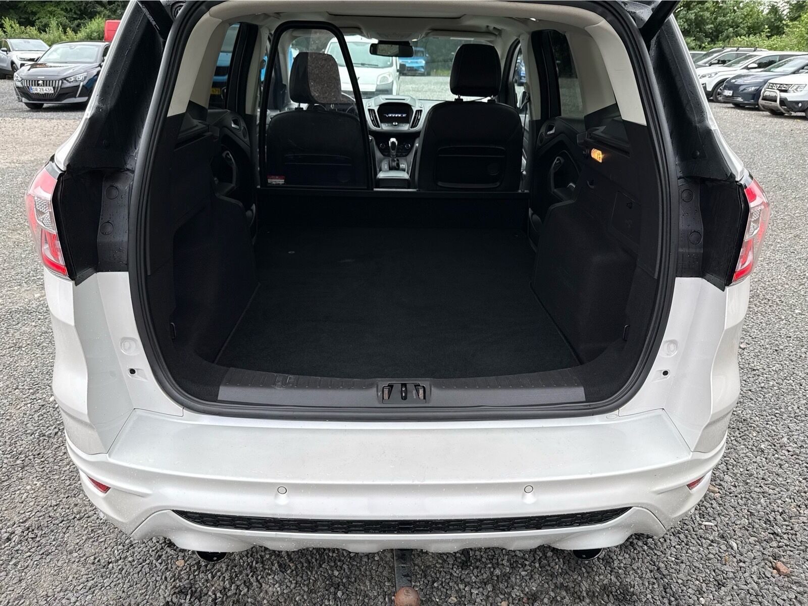 Hvid Ford Kuga fra 2017