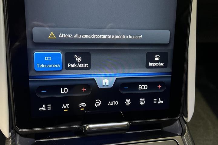 Sort Ford Explorer fra 2026