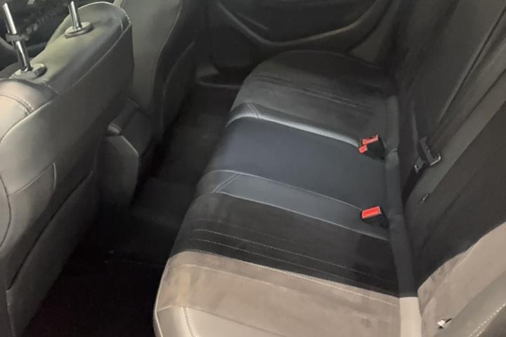 undefined Peugeot 308 fra 2015