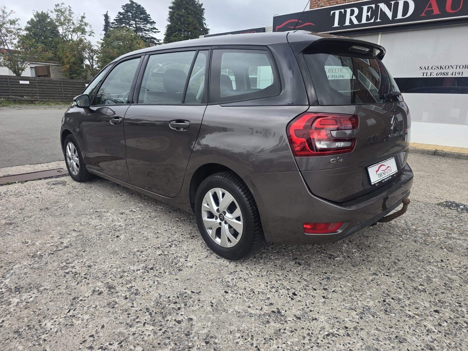 Grå Citroën Grand C4 Picasso fra 2016