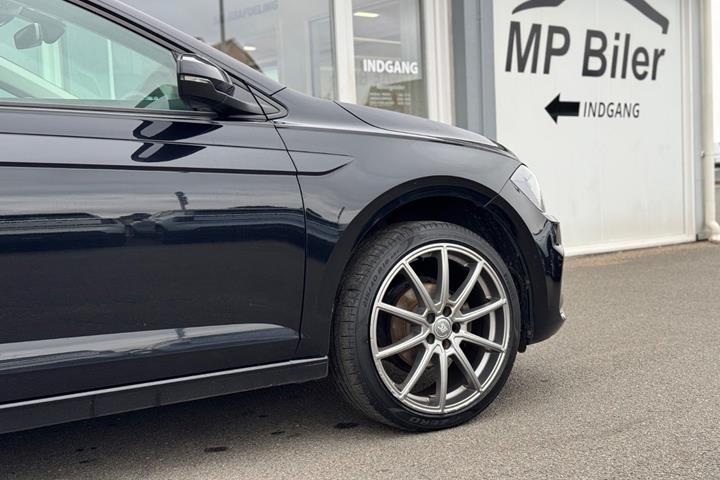 Sort VW Polo fra 2019