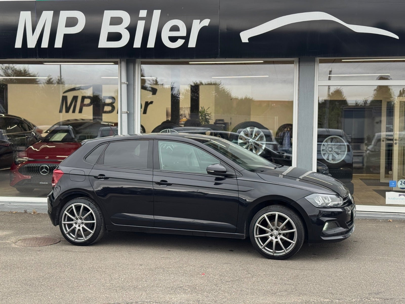 Sort VW Polo fra 2019