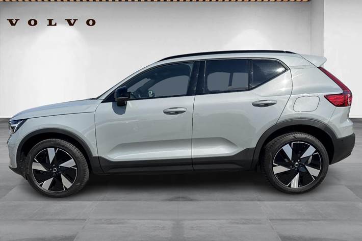 Grå Volvo EX40 fra 2026
