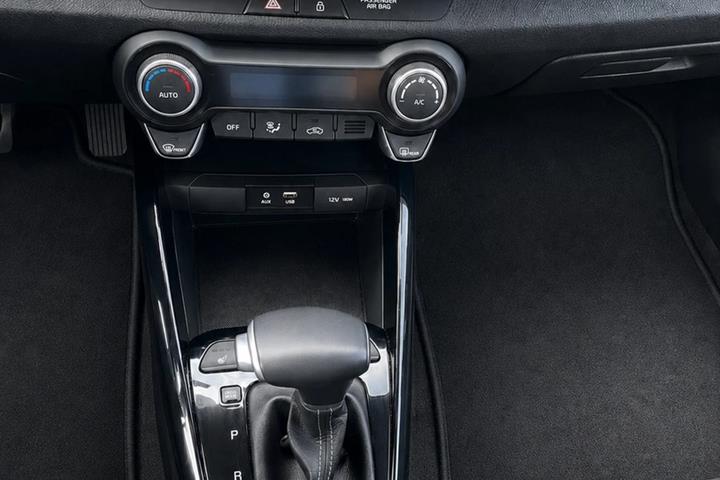 Grå Kia Rio fra 2020