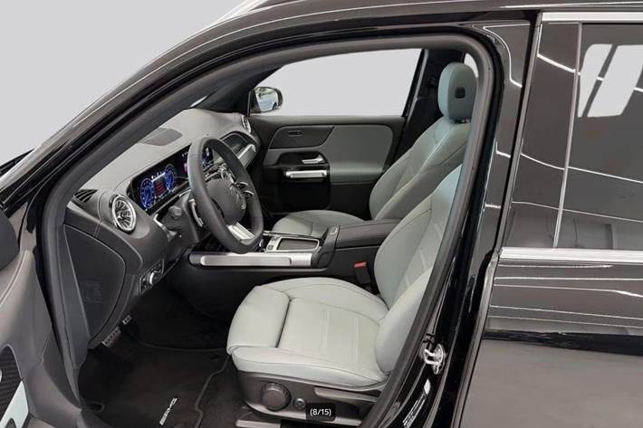Sort Mercedes EQB250+ fra 2025