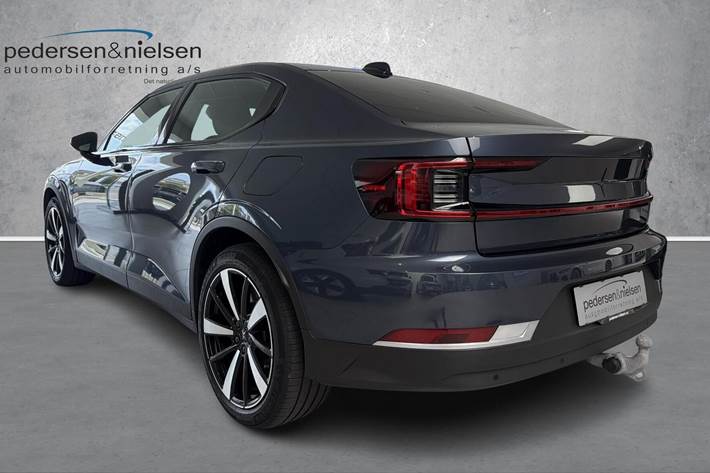 Sort Polestar 2 fra 2022