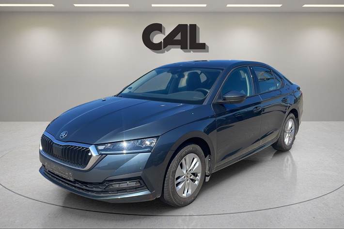 Blå Skoda Octavia fra 2021