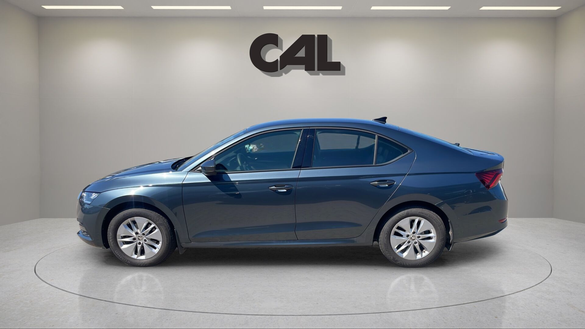 Blå Skoda Octavia fra 2021