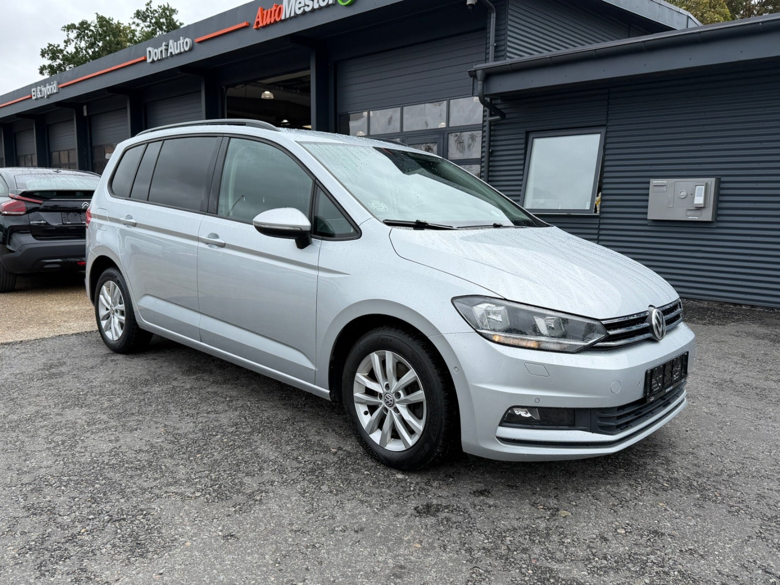VW Touran 2,0 TDi 150 Comfortline DSG 7prs