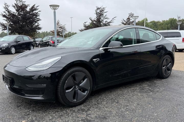 undefined Tesla Model 3 fra 2019