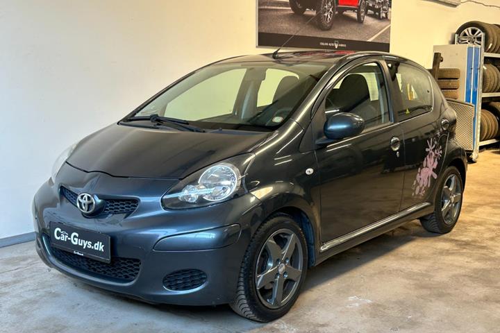 undefined Toyota Aygo fra 2010