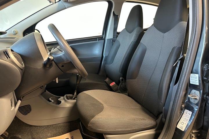 undefined Toyota Aygo fra 2010