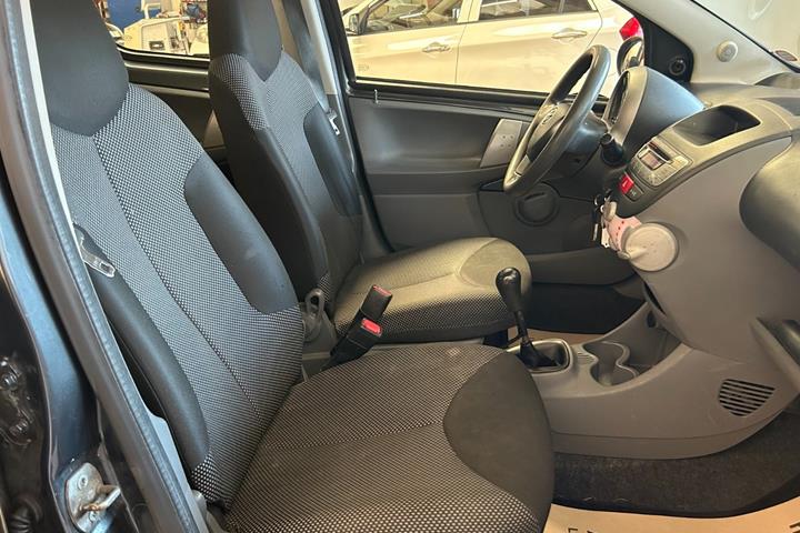 undefined Toyota Aygo fra 2010