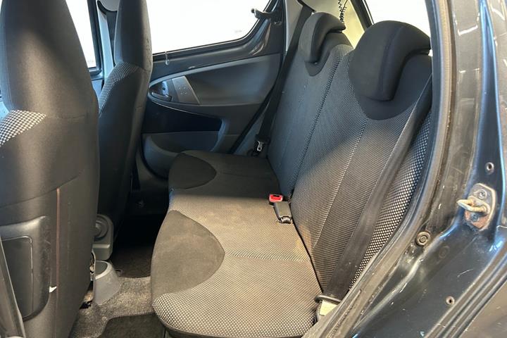 undefined Toyota Aygo fra 2010