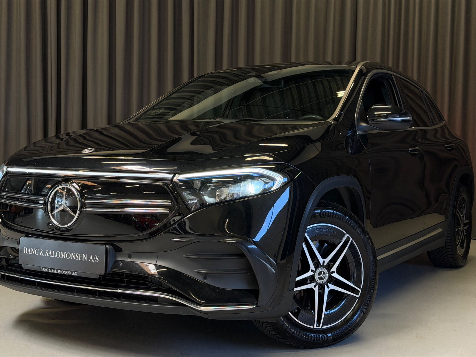 Sort Mercedes EQA250+ fra 2023