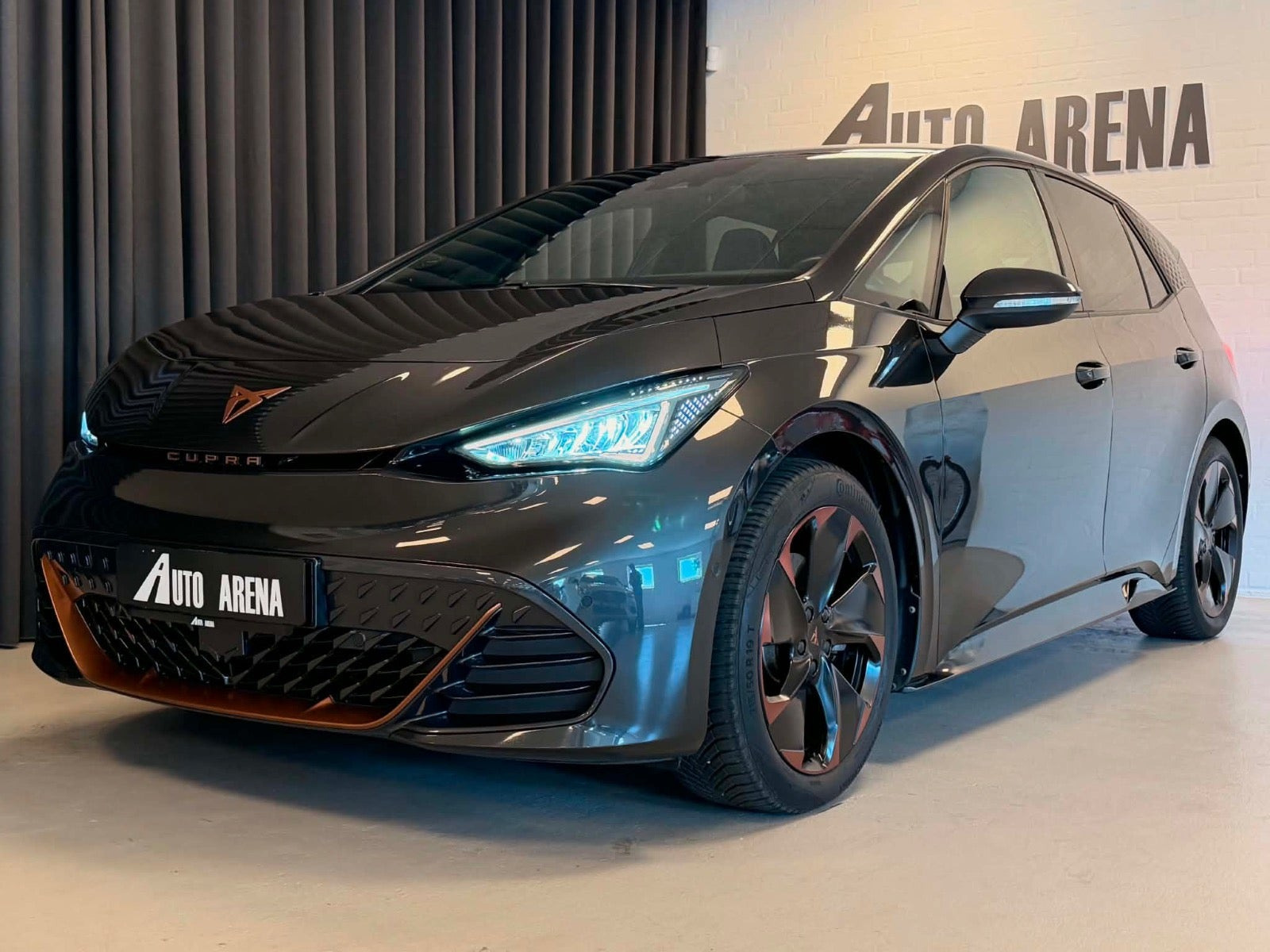 Grå Cupra Born fra 2022
